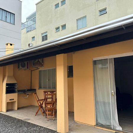 Casa Entre Dois Mares - Casa Laranja Villa บอมบินญัส ภายนอก รูปภาพ